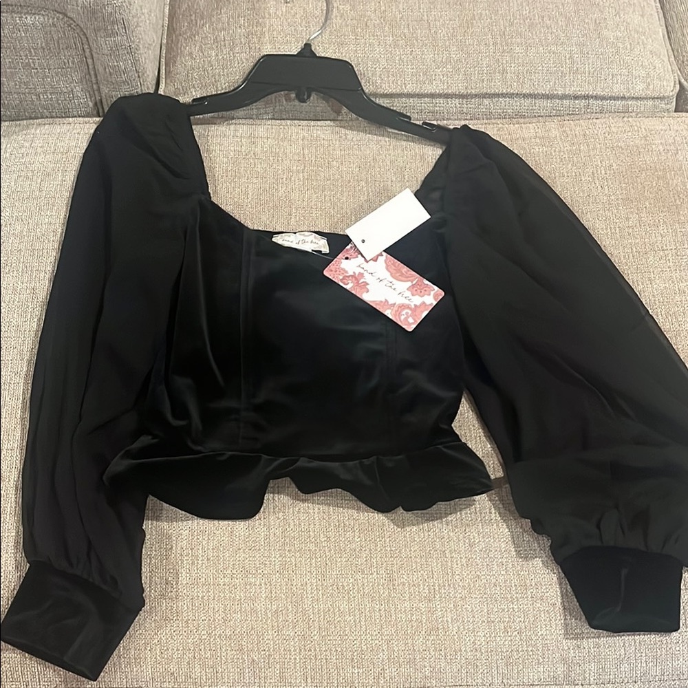 Black and White Long Sleeve Fitted Crop Blouse